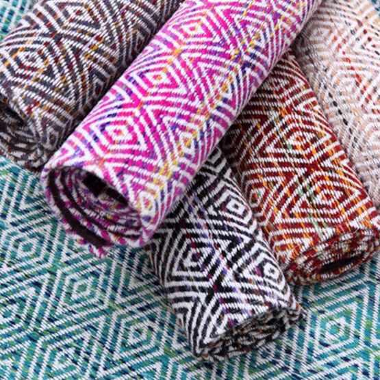 Large dhurrie rugs | area rugs – Weaving hands